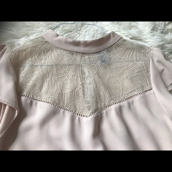 3 for $40 H&M Blouse - Picture 1 of 3